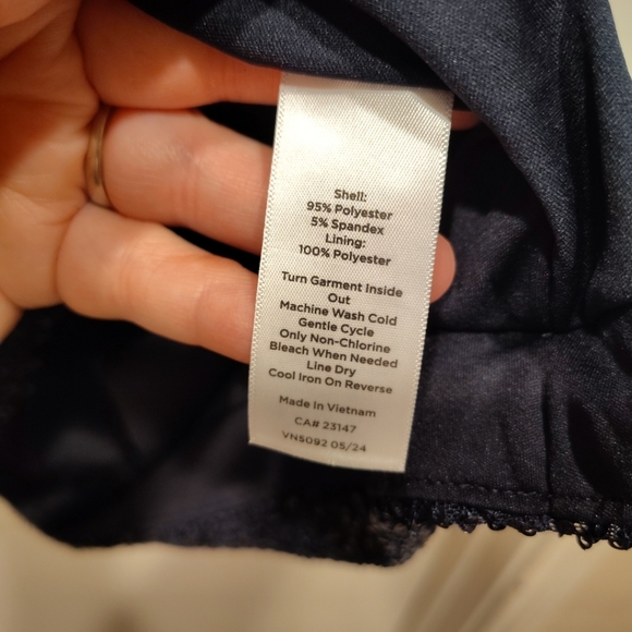 Talbots Plus Women's Navy Blue All Over Sequin Top Sz 3X Evening Event Party - Picture 6 of 7